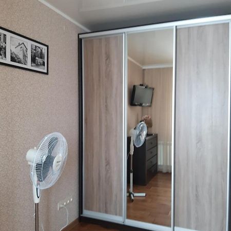 דירות Shepetovka Однокімнатна מראה חיצוני תמונה